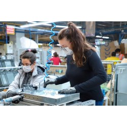 Jovens ocuparam 71,7 mil vagas de trabalho no Paraná em 2023, maior número da região Sul